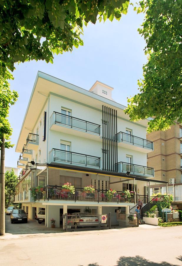 Hotel Latini 리미니 외부 사진