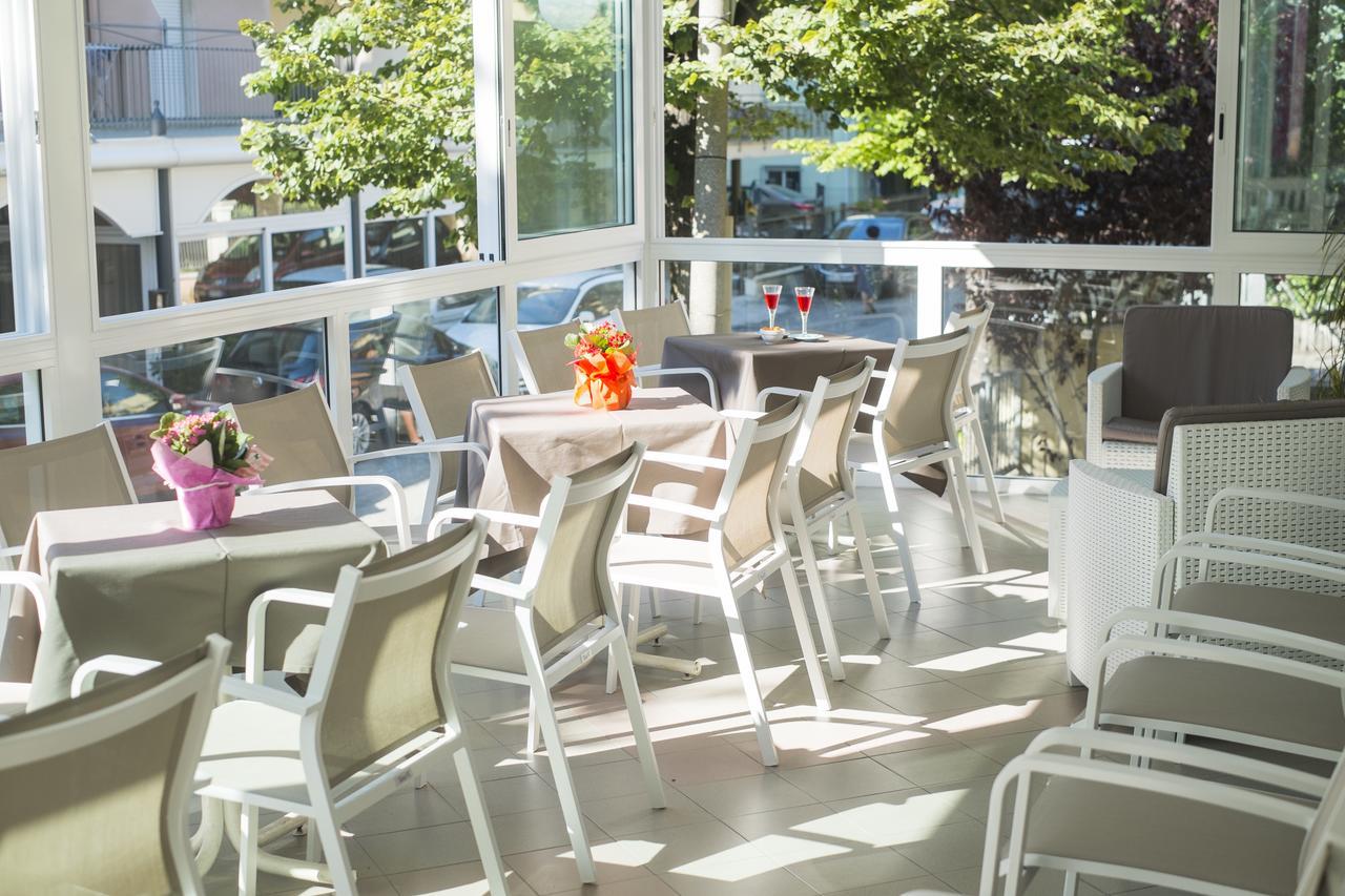 Hotel Latini 리미니 외부 사진